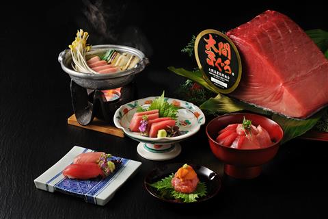 1日目夕食「まぐろづくし会席」